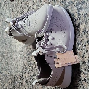 Madden NY mens size 10.5 lace up shoes new w tag gray w/brown accent foam insole